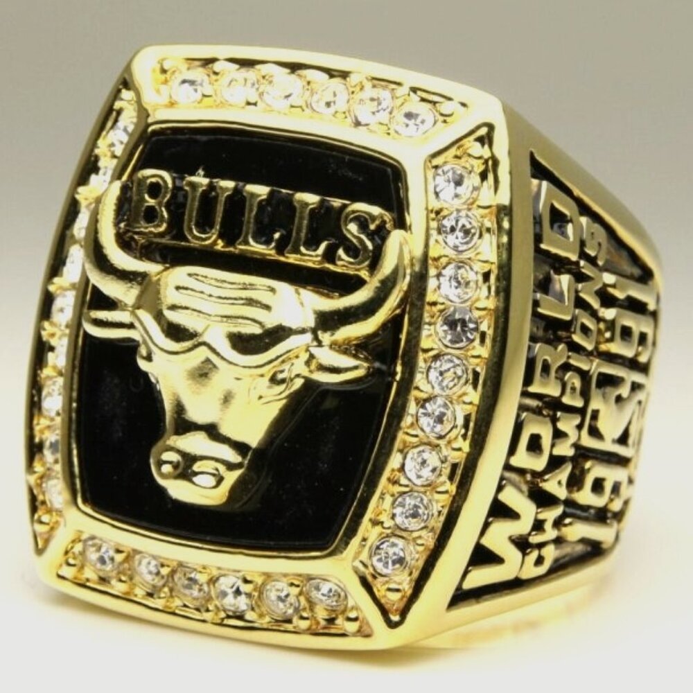 Chicago Bulls Championship Ring... USA premium version
